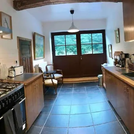 Les Ecuries De Lesse リバン