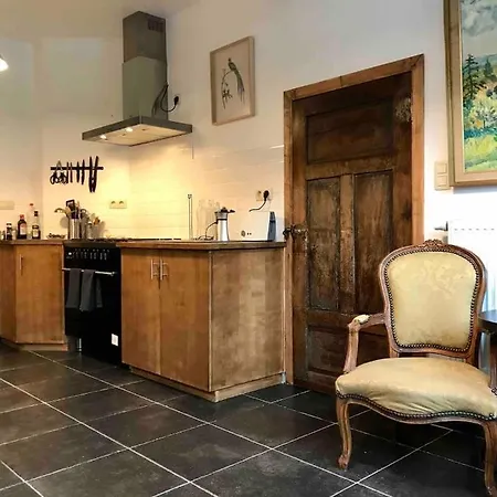 Les Ecuries De Lesse Homestay Libin